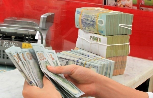 Reference exchange rate down 5 VND on August 19