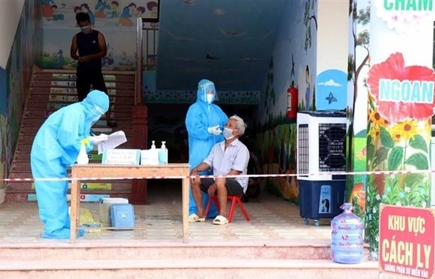 Vietnam reports 7,244 new COVID-19 cases, 393 deaths