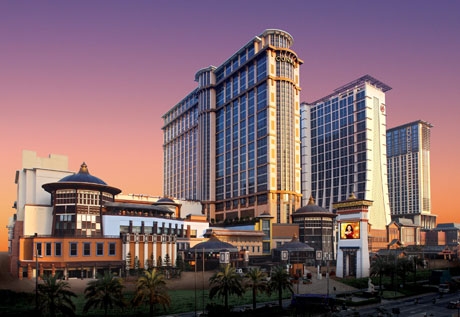 Starwood and Macao’s biggest hotel opens to public