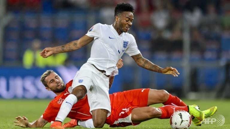 welbeck gives improved england winning start