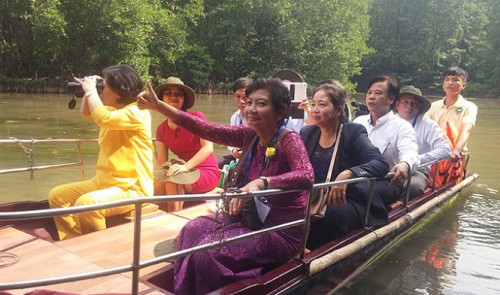 ho chi minh city showcases river tour to laos cambodia mulls joint package