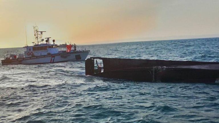 9 missing in boat collision off taiwan