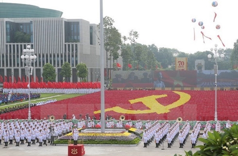 country leaders congratulate vietnams national day