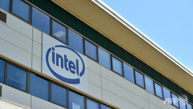intel to spin off cybersecurity unit mcafee
