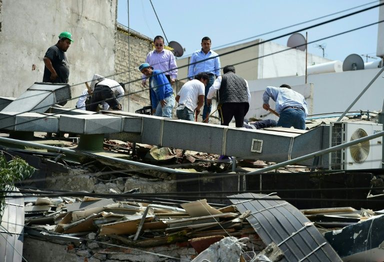 Mexico City shaken by 7.1 magnitude quake