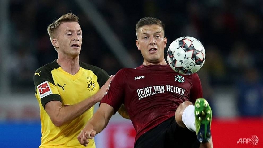 dortmund held on way to first scoreless draw of bundesliga season