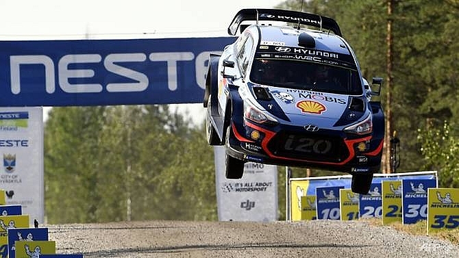 neuville takes leap into the unknown in rally turkey