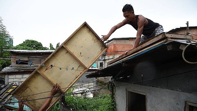 super typhoon mangkhut blasts into philippines