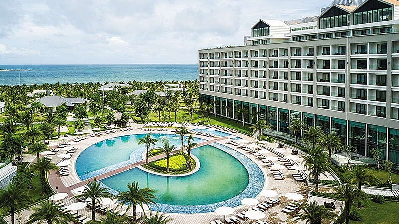 global hotel giants flock to vietnamese tourism
