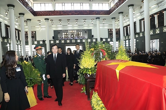 foreign friends pay tribute to late president tran dai quang