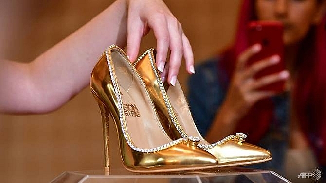 Gold Heels for sale in Konigsberg | Facebook Marketplace | Facebook