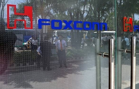 Foxconn ex-manager jailed for stealing 2,000 iPhones