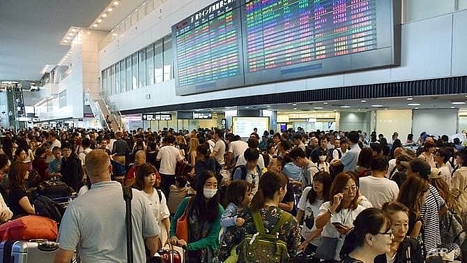 typhoon faxai stranded 17000 at tokyo airport operator