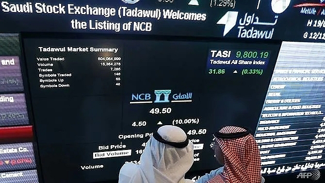 saudi arabia battles market jitters after oil plant attacks