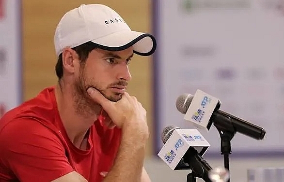 Andy Murray says 'naive' to think he will return to top