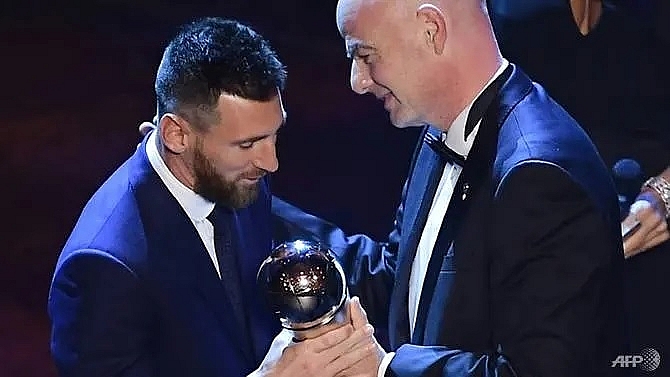 messi wins fifa player of the year as ronaldo skips ceremony