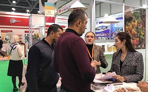vietnamese firms join intt food fair in russia