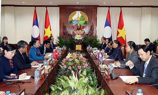 vietnamese lao top legislators hold talks