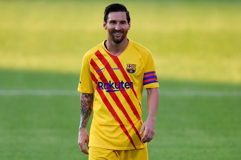 messi joins exclusive club of sporting billionaires
