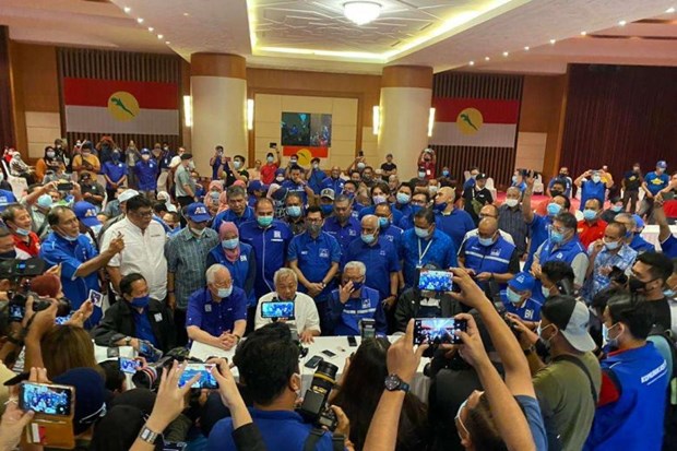 malaysia pm muhyiddins alliance wins sabah state election