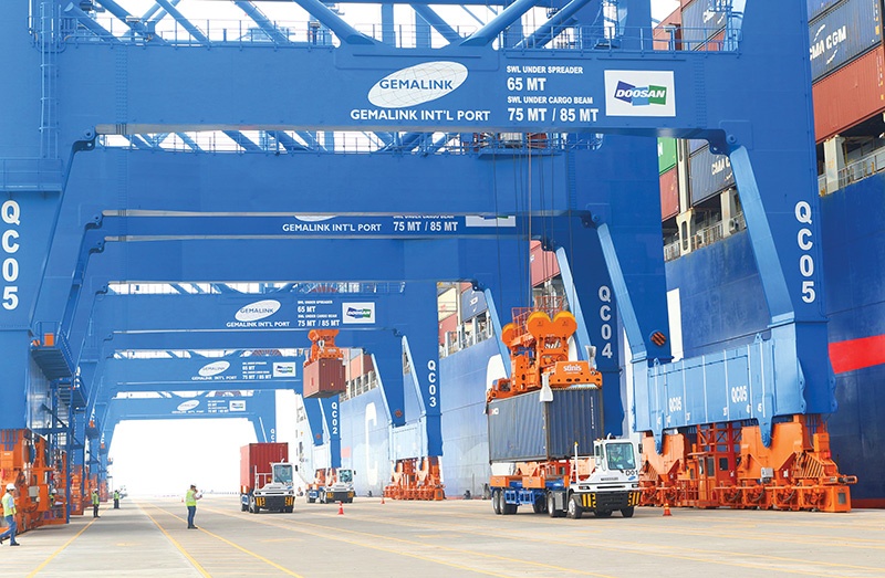 Stay-at-work policies hit ports in Vietnam