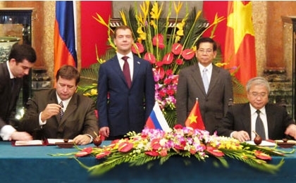 Vietnamese, Russian Presidents holds talks