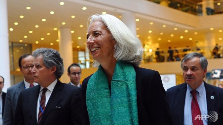 imf chief warns against drastic us spending cuts