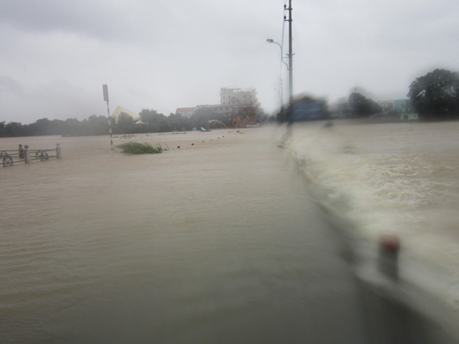 nari, storm, central vietnam