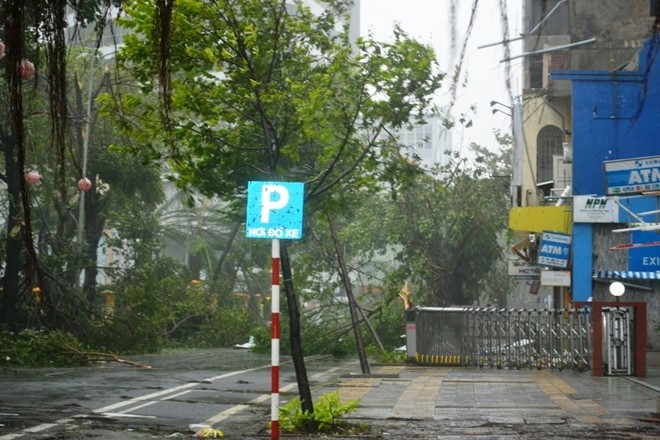 nari, storm, central vietnam