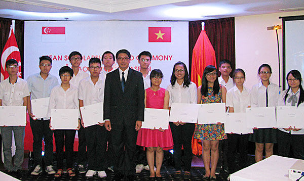 talent vietnamese named for asean scholarship award