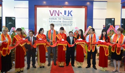 vn uk research institute makes debut in da nang