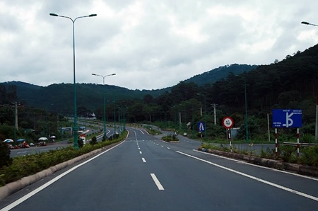 new road to link the south with central highlands