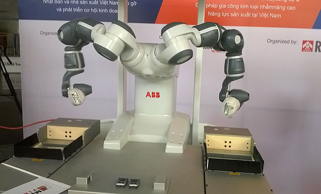 metalex vietnam 2015 showcases breakthrough in robotics
