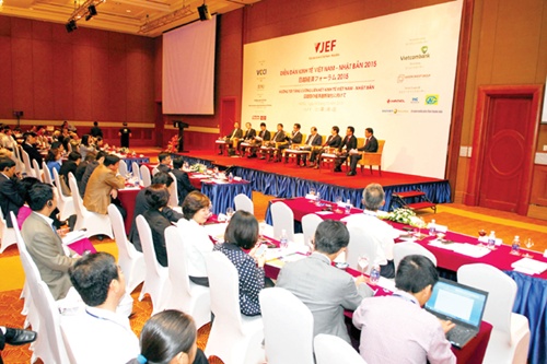 vn greets japanese business bentrepreneurs