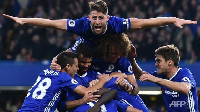 chelsea humiliate manchester uniteds mourinho on stamford bridge return