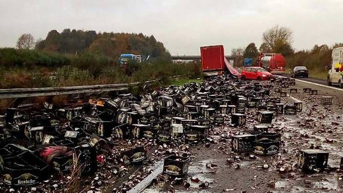 30,000 beer bottles spark German highway chaos