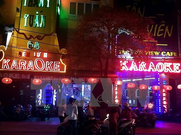 karaoke clubs discotheques to get later closing time