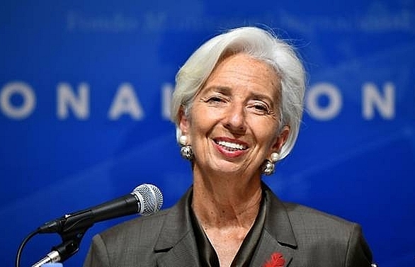 imf chief urges revamp of japan economic policy