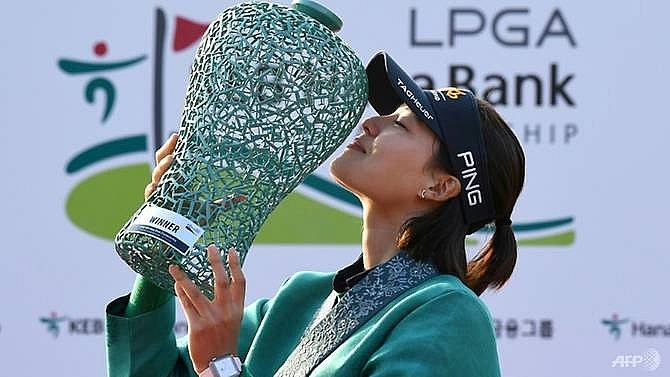 chun wins first lpga title in two years