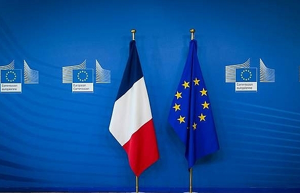 france urges businesses to prepare for no deal brexit