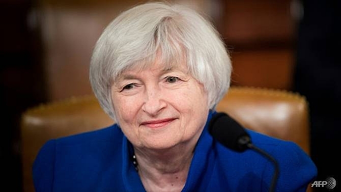 former fed chief yellen warns of dangers of loosening bank regulation