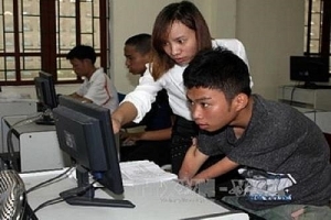 For disabled people, IT a great help in doing business