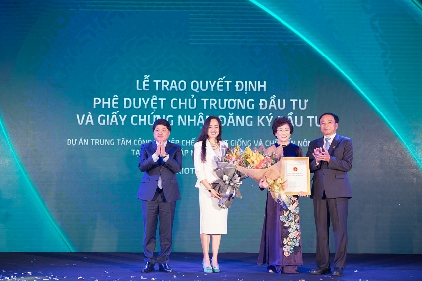 the pan groups vinaseed 50 years alongside vietnamese agriculture