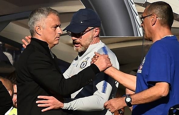 Chelsea's Ianni fined after Mourinho clash