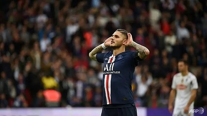 icardi scores first ligue 1 goal as psg cruise past angers