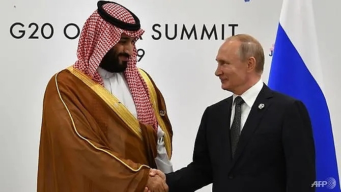 oil iran top agenda as putin visits saudi arabia