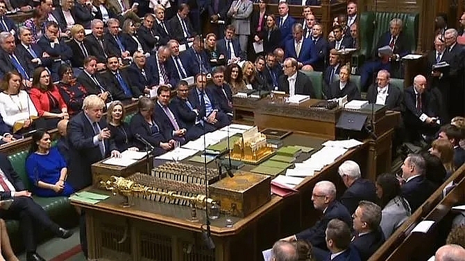 brexit in the balance as british mps hold knife edge vote