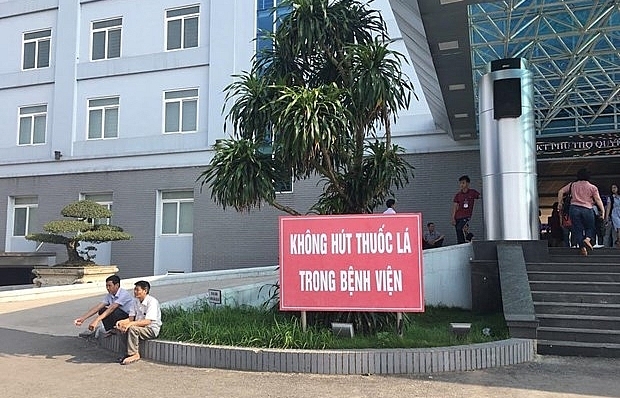 Hanoi, HCM City build smoke-free environments in public areas