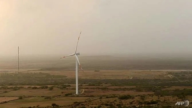 india to build solar wind farms along pakistan border