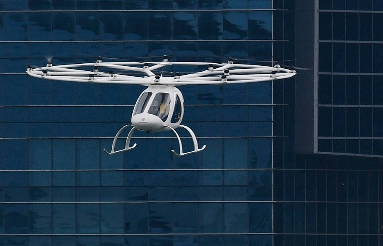 Hover-taxi whizzes over Singapore, firm eyes Asian push